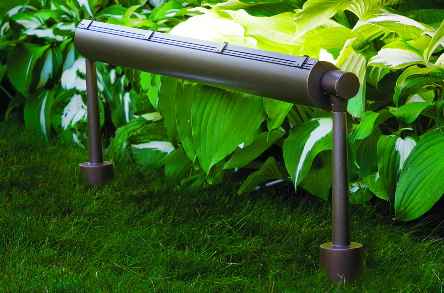 Advantus Gound Mount by Visa Lighting